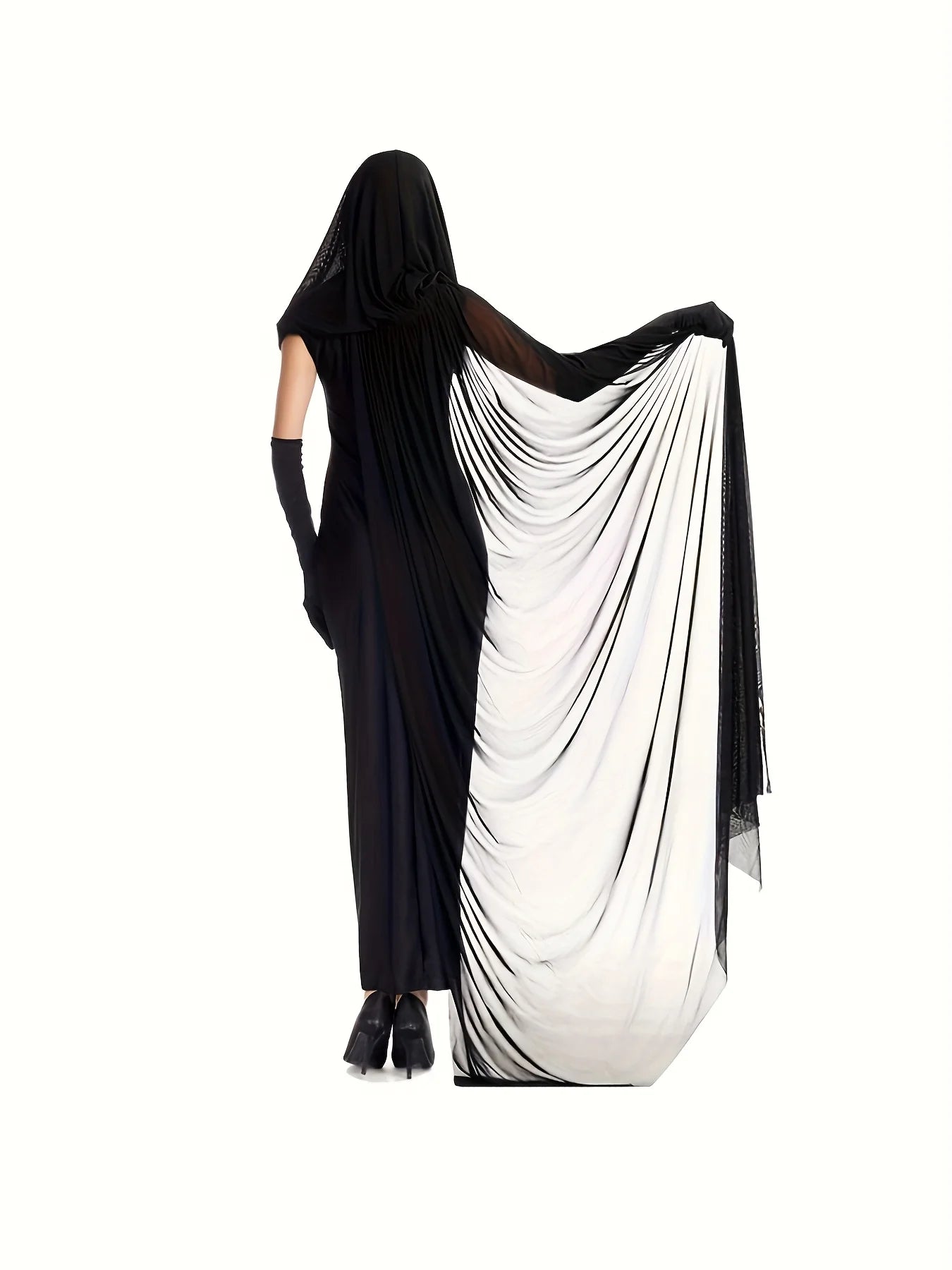 SabbaVie™ Long Black Cloak – Classic Unisex Halloween Robe