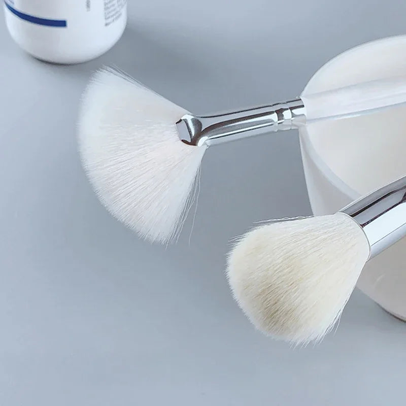 SabbaVie™ Facial Cleanser Brush – Soft Exfoliating & Deep Cleaning