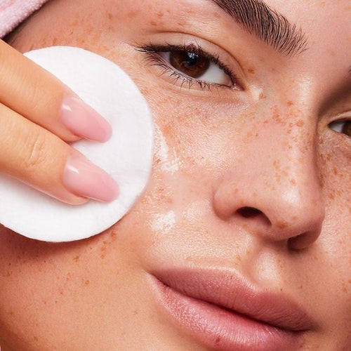 🧴 Clinique Take the Day Off” Eye & Lip Makeup Remover – Gentle & Oil-Free | SabbaVie™